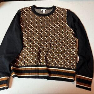 Nine West Sweater with Black/Navy Sleeves